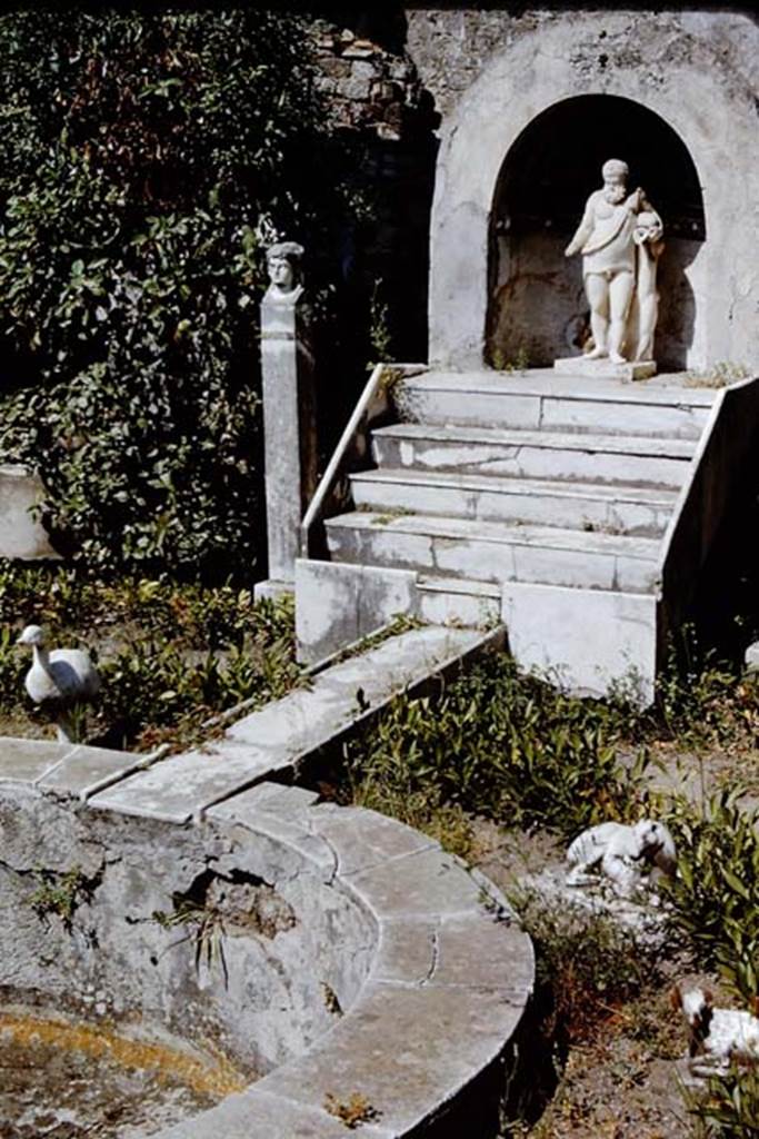 IX.3.5 Pompeii. 1966. Room 26, looking east in garden area, with statues in situ. Photo by Stanley A. Jashemski.
Source: The Wilhelmina and Stanley A. Jashemski archive in the University of Maryland Library, Special Collections (See collection page) and made available under the Creative Commons Attribution-Non Commercial License v.4. See Licence and use details.
J66f0283