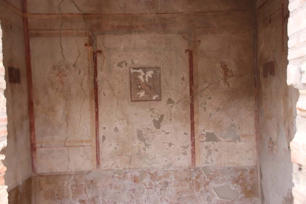 IX.3.5 Pompeii. October 2020. Room 15, looking towards south wall from doorway. Photo courtesy of Klaus Heese.
