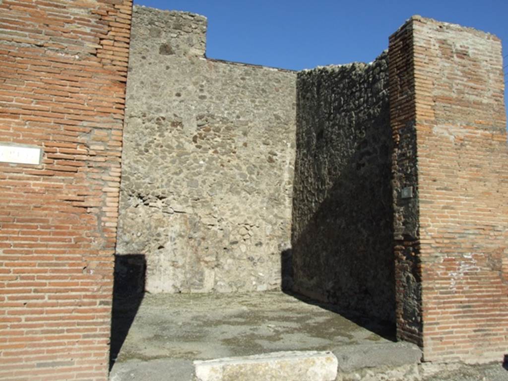 IX.3.6 Pompeii. March 2009. Entrance. According to Della Corte, this shop was excavated 22nd October 1849 in the presence of Pope Pio IX. Della Corte believed that this shop was rented from the Lucrezi by a person known as Phosphorus. He thought this because of a seal/signet (S.71) found here �in the 16th or 17th shop on the left of the strada from the quadrivio di Orfeo..� (see PAH 15th September 1847).
See Della Corte, M., 1965.  Case ed Abitanti di Pompei. Napoli: Fausto Fiorentino. (p.162)

