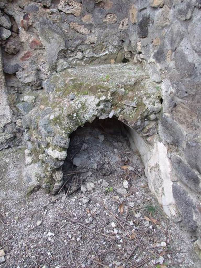 IX.3.15 Pompeii. March 2009. Room 12. Kitchen in north west corner of portico.