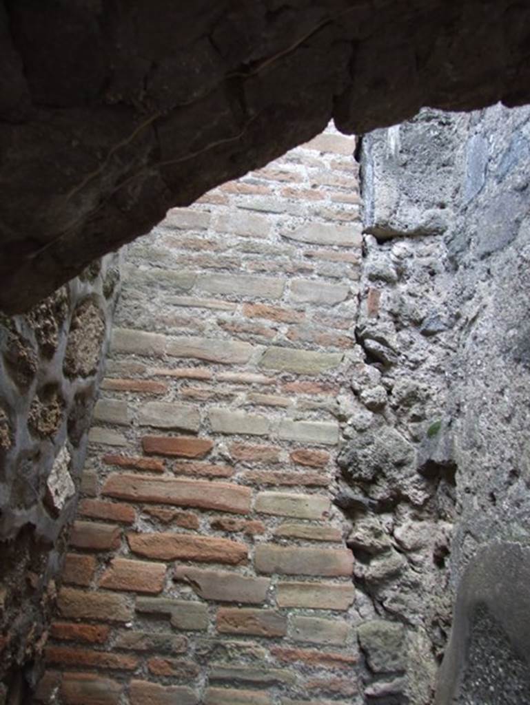 IX.3.17  Pompeii.  March 2009.  Kitchen.