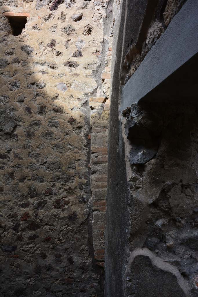 IX.5.2 Pompeii. March 2017. Room ‘o’, looking towards north wall in north-east corner.
Foto Christian Beck, ERC Grant 681269 DÉCOR.