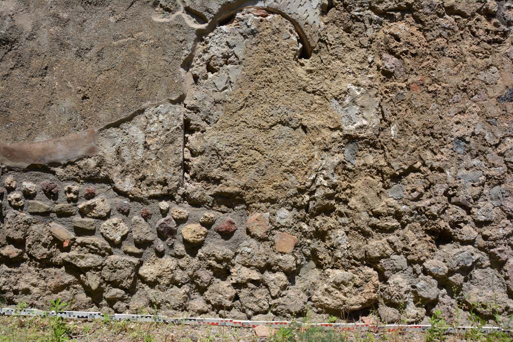 IX.5.2 Pompeii. May 2017. Room ‘q’, looking towards lower north wall.
Foto Christian Beck, ERC Grant 681269 DÉCOR.
