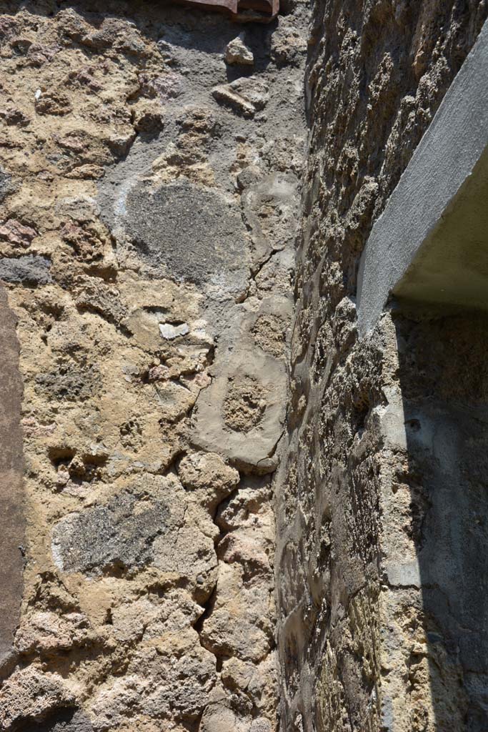 IX.5.2 Pompeii. May 2017. Room ‘q’, north wall in north-east corner.
Foto Christian Beck, ERC Grant 681269 DÉCOR.
