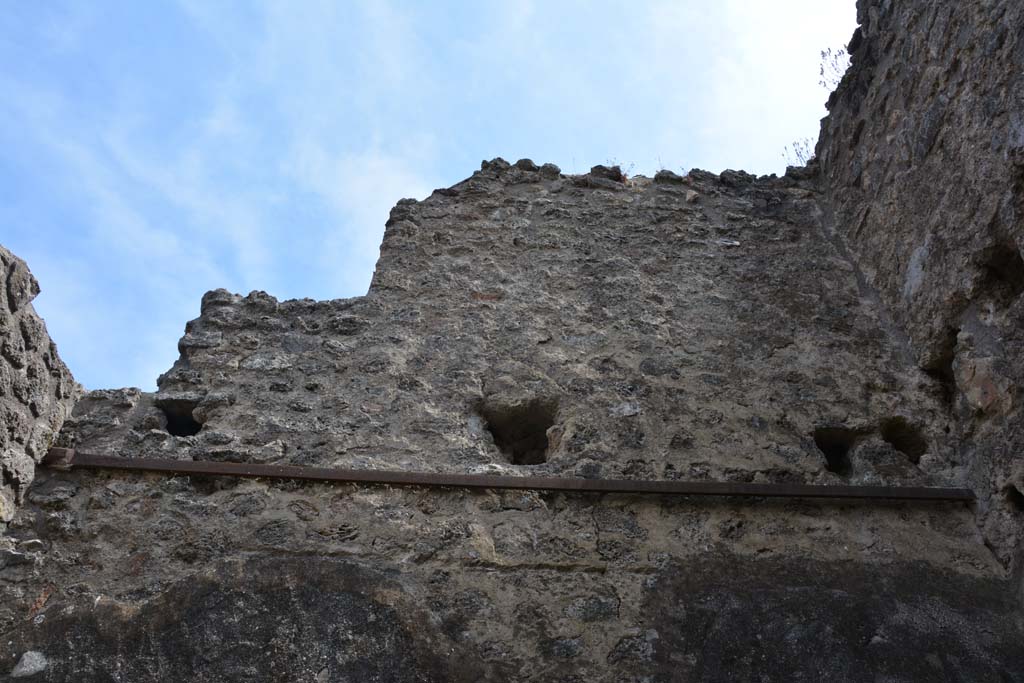 IX.5.2 Pompeii. May 2017. Room ‘r’, upper south wall.
Foto Christian Beck, ERC Grant 681269 DÉCOR.