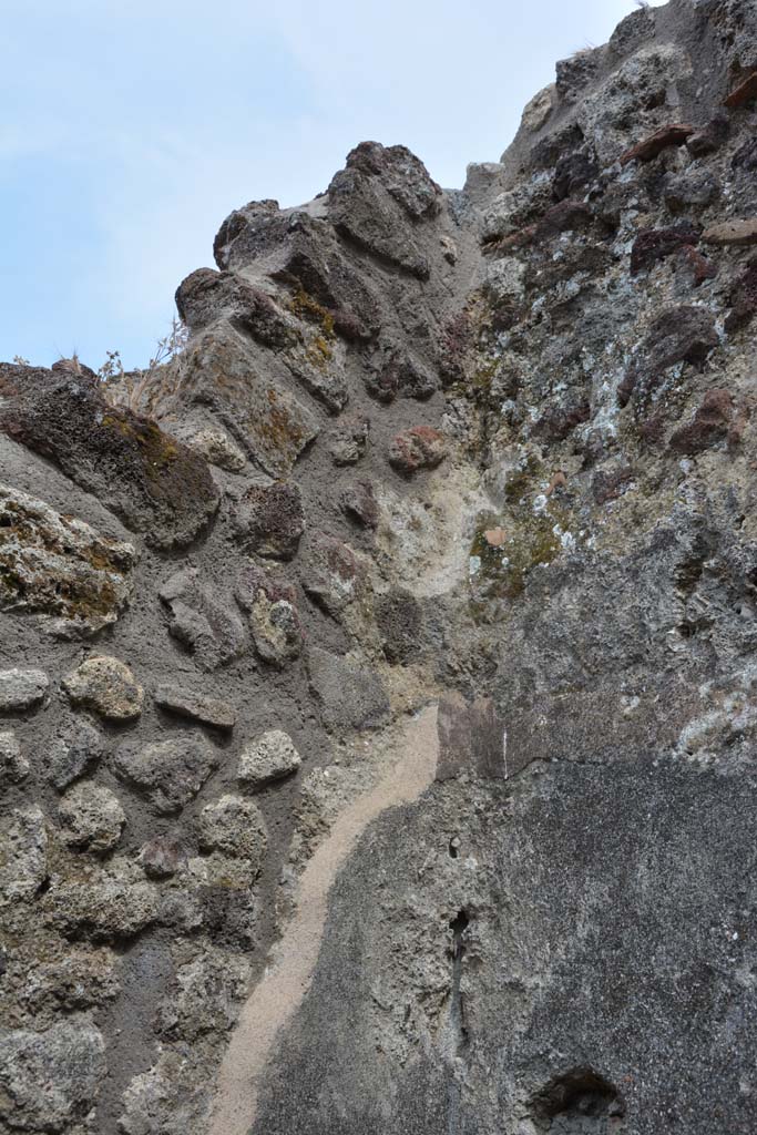 IX.5.2 Pompeii. May 2017. Room ‘y’, upper south-east corner.
Foto Christian Beck, ERC Grant 681269 DÉCOR.