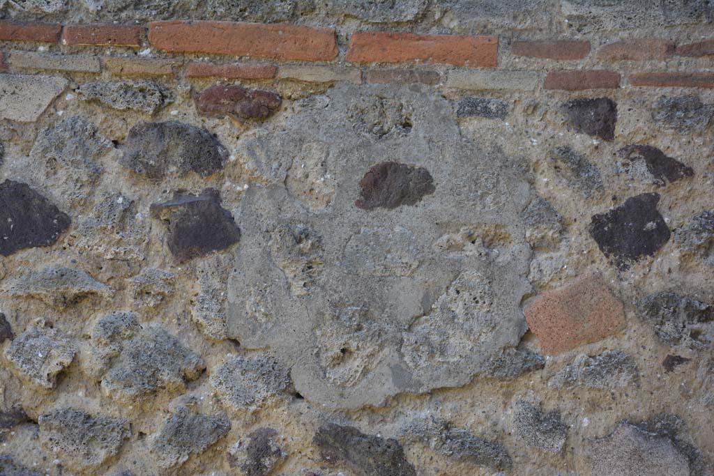 IX.5.2 Pompeii. May 2017. Room ‘h’, detail from south wall at west end.
Foto Christian Beck, ERC Grant 681269 DÉCOR.