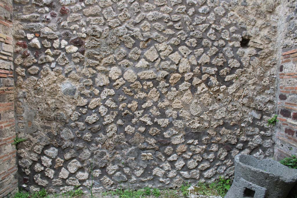 IX.5.4 Pompeii. March 2019. Room c, looking towards east wall.
Foto Christian Beck, ERC Grant 681269 DÉCOR.