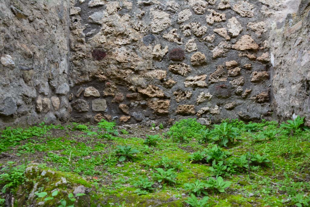 IX.5.4 Pompeii. March 2017. Room e, lower west wall in structure.
Foto Christian Beck, ERC Grant 681269 DÉCOR.
