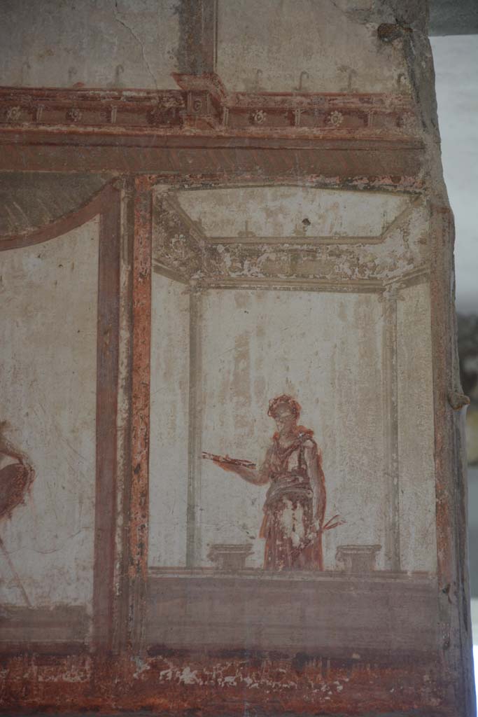 IX.5.6 Pompeii. May 2017. Room i, detail of painted figure from west end of upper south wall.
Foto Christian Beck, ERC Grant 681269 DÉCOR.
