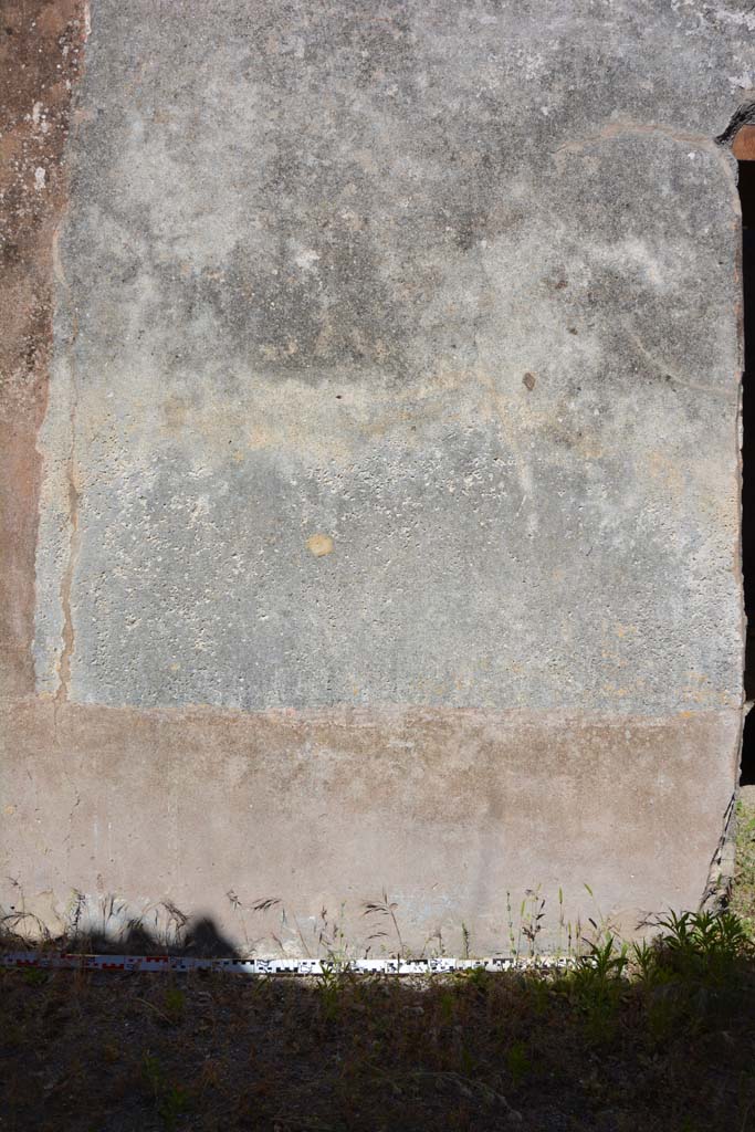 IX.5.6 Pompeii. May 2017.
Room n, east side, detail of lower wall on north side of doorway to room p.
Foto Christian Beck, ERC Grant 681269 DÉCOR.