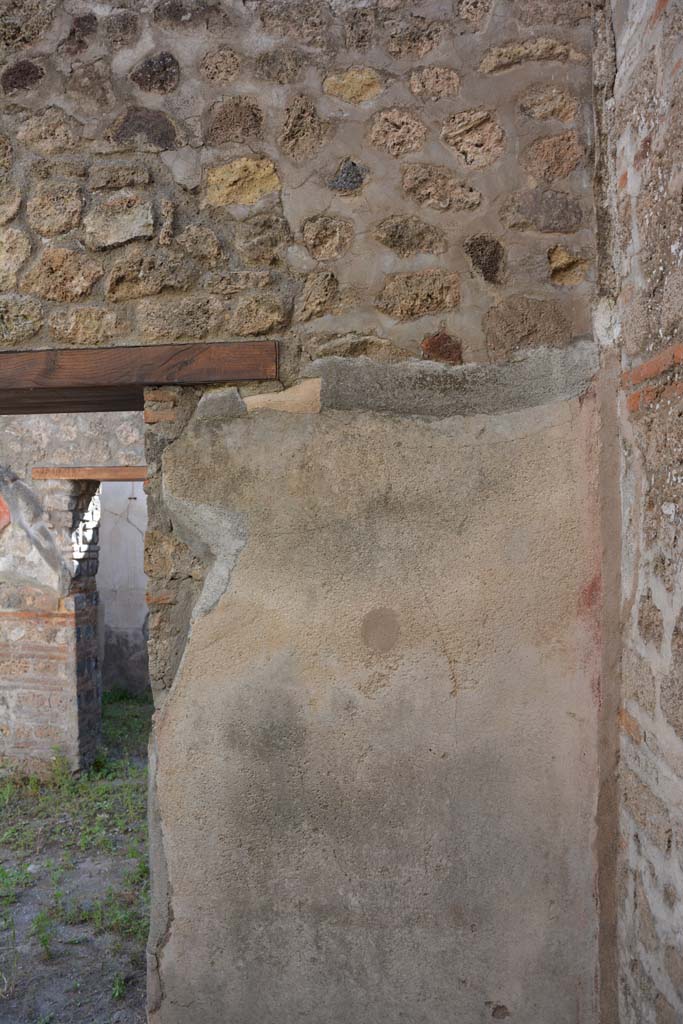 IX.5.6 Pompeii. May 2017. Room o, upper west wall in north-west corner.
Foto Christian Beck, ERC Grant 681269 DÉCOR.