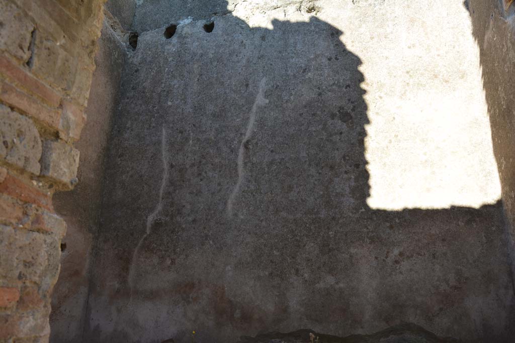 IX.5.6 Pompeii. May 2017. Room p, looking towards upper east wall from entrance doorway.
Foto Christian Beck, ERC Grant 681269 DÉCOR.