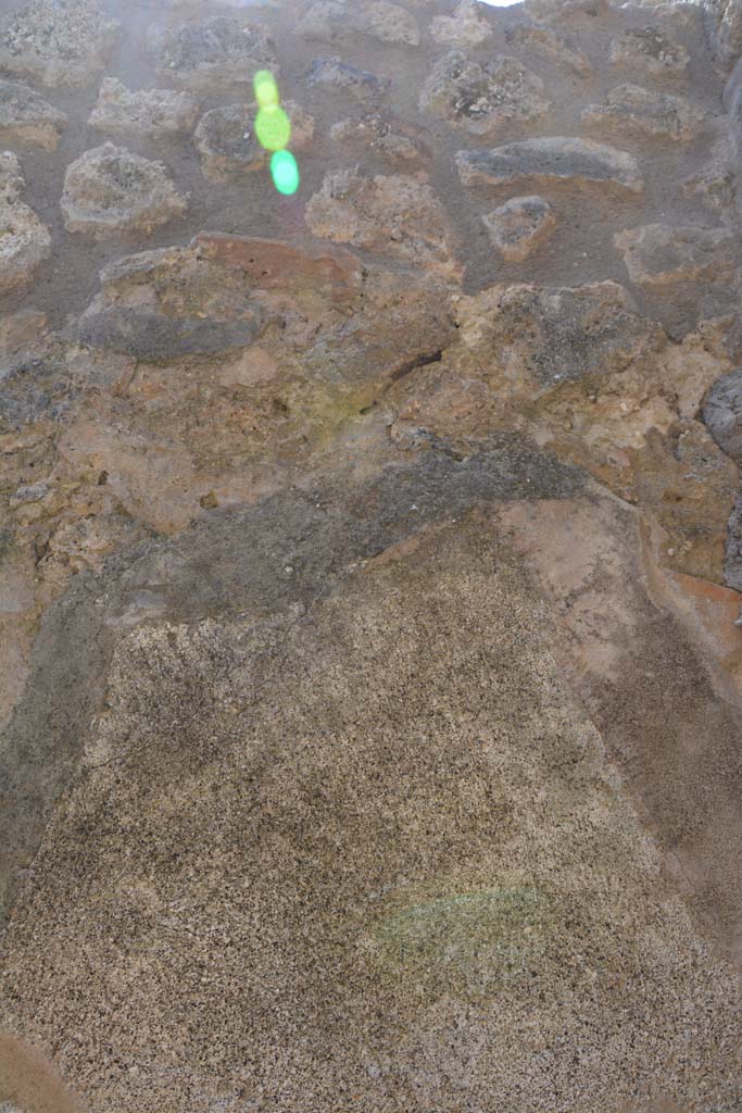 IX.5.6 Pompeii. May 2017. Room t, south wall towards west end.
Foto Christian Beck, ERC Grant 681269 DÉCOR.