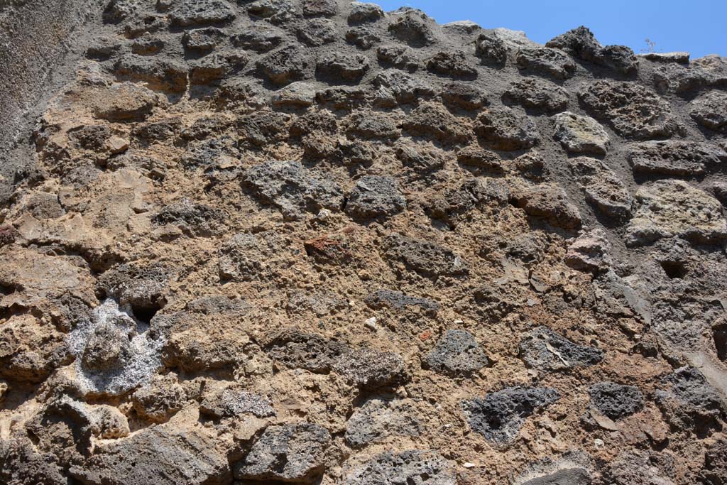 IX.5.6 Pompeii. May 2017. Room t, upper north wall at west end.
Foto Christian Beck, ERC Grant 681269 DÉCOR.