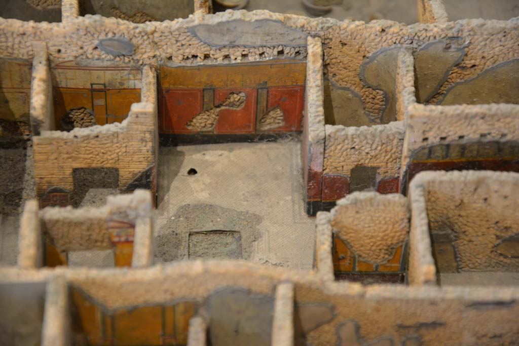 IX.5.6 Pompeii. July 2017. Looking west across atrium, with entrance corridor, on right.
From cork model in Naples Archaeological Museum.
Foto Annette Haug, ERC Grant 681269 DÉCOR