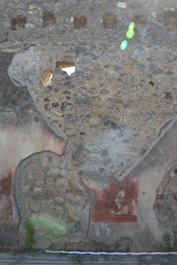 IX.5.6 Pompeii. May 2017. West ala d, centre of west wall.
Foto Christian Beck, ERC Grant 681269 DÉCOR.