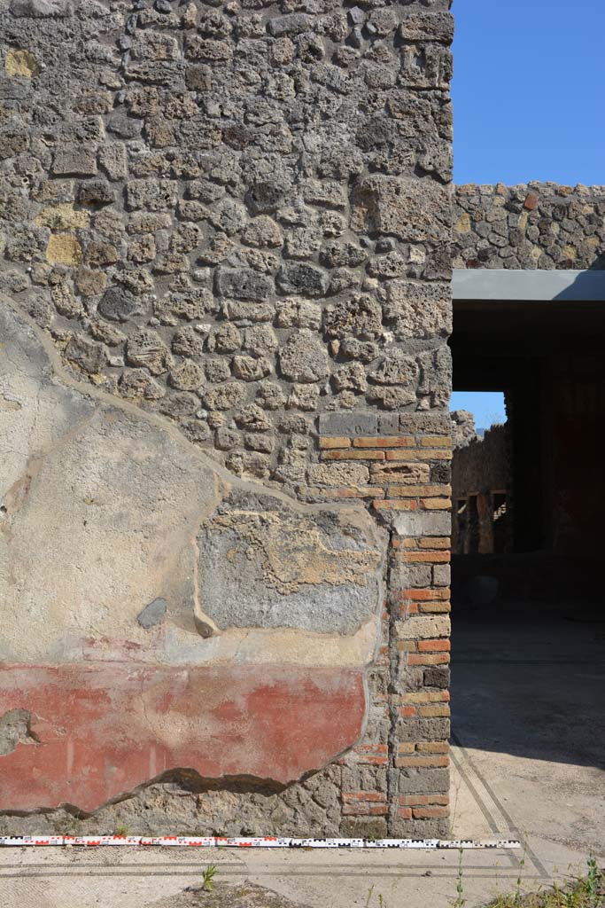 IX.5.6 Pompeii. May 2017. East ala e, south wall at west end.
Foto Christian Beck, ERC Grant 681269 DÉCOR.