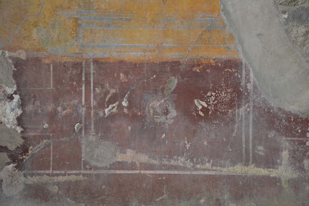 IX.5.6 Pompeii. May 2017. Room g, zoccolo from centre of east wall.
Foto Christian Beck, ERC Grant 681269 DÉCOR.