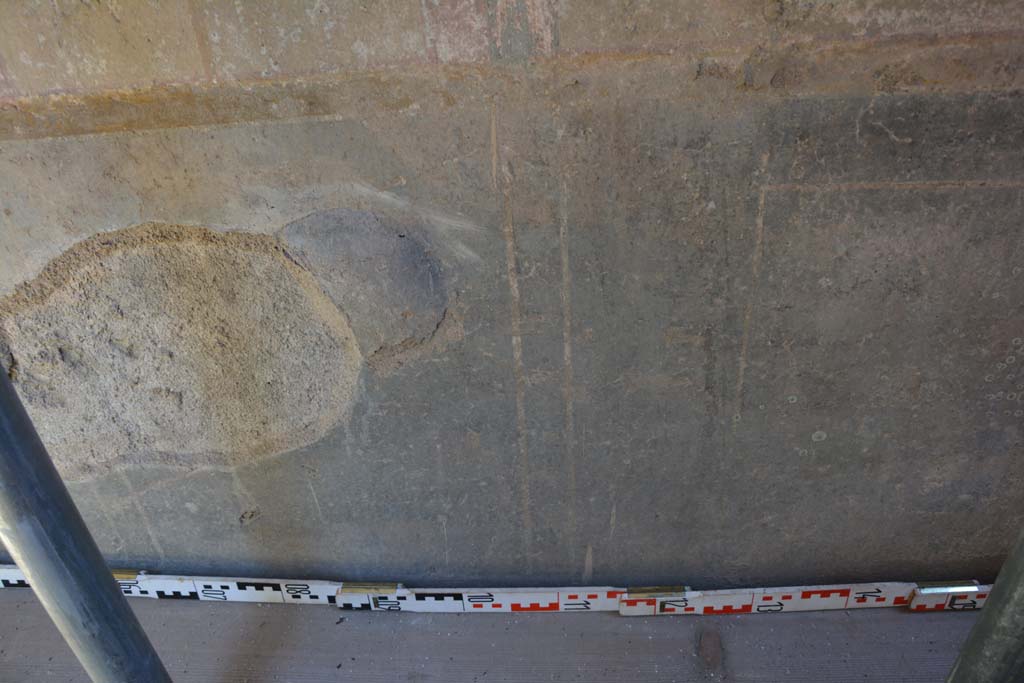 IX.5.6 Pompeii. May 2017. Room k, (west side), detail from zoccolo on north wall.
Foto Christian Beck, ERC Grant 681269 DÉCOR.