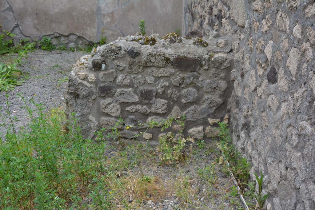 IX.5.8 Pompeii. May 2017. Looking towards south wall.
Foto Christian Beck, ERC Grant 681269 DÉCOR.