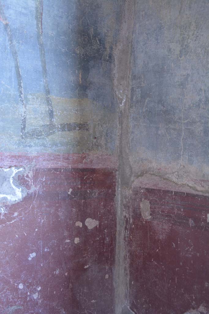 IX.5.9 Pompeii. May 2017. Room “l (L)”, lower north-east corner.
Foto Christian Beck, ERC Grant 681269 DÉCOR.