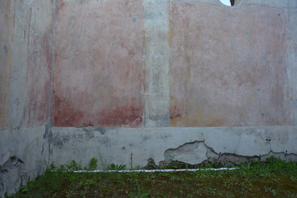 IX.5.9 Pompeii. May 2017. Room “p”, lower south wall at east end.
Foto Christian Beck, ERC Grant 681269 DÉCOR.