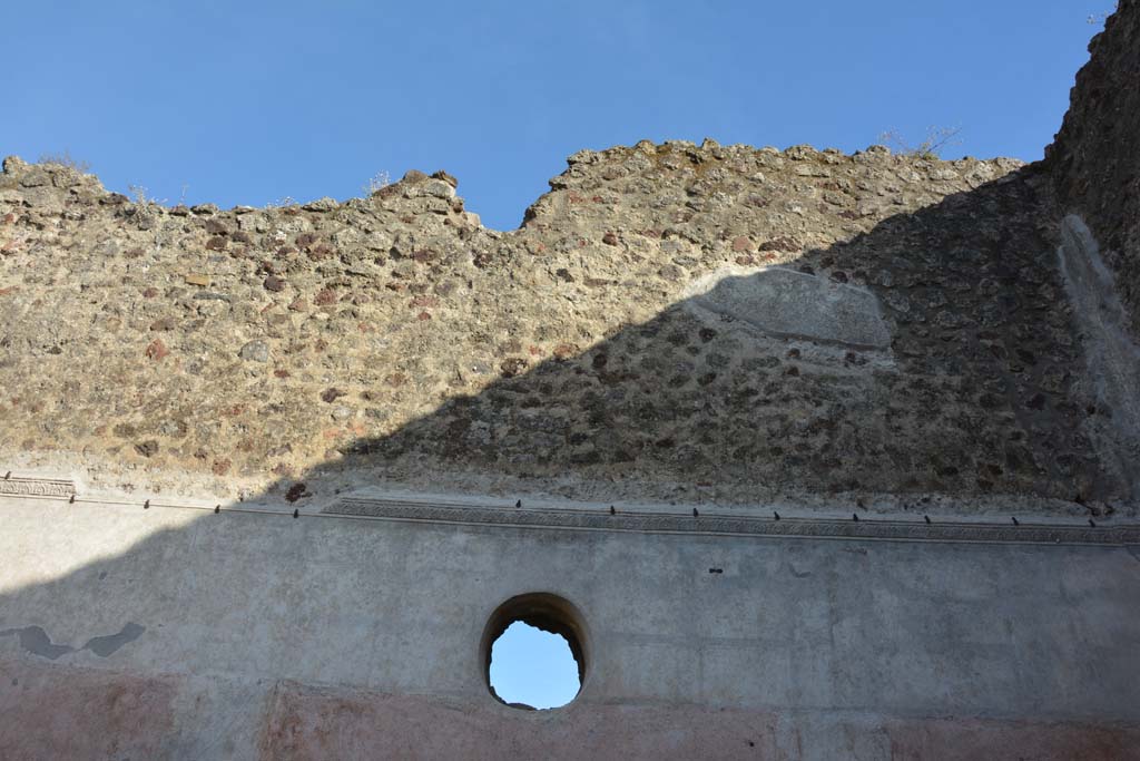 IX.5.9 Pompeii. May 2017. Room “p”, upper centre of south wall.
Foto Christian Beck, ERC Grant 681269 DÉCOR.