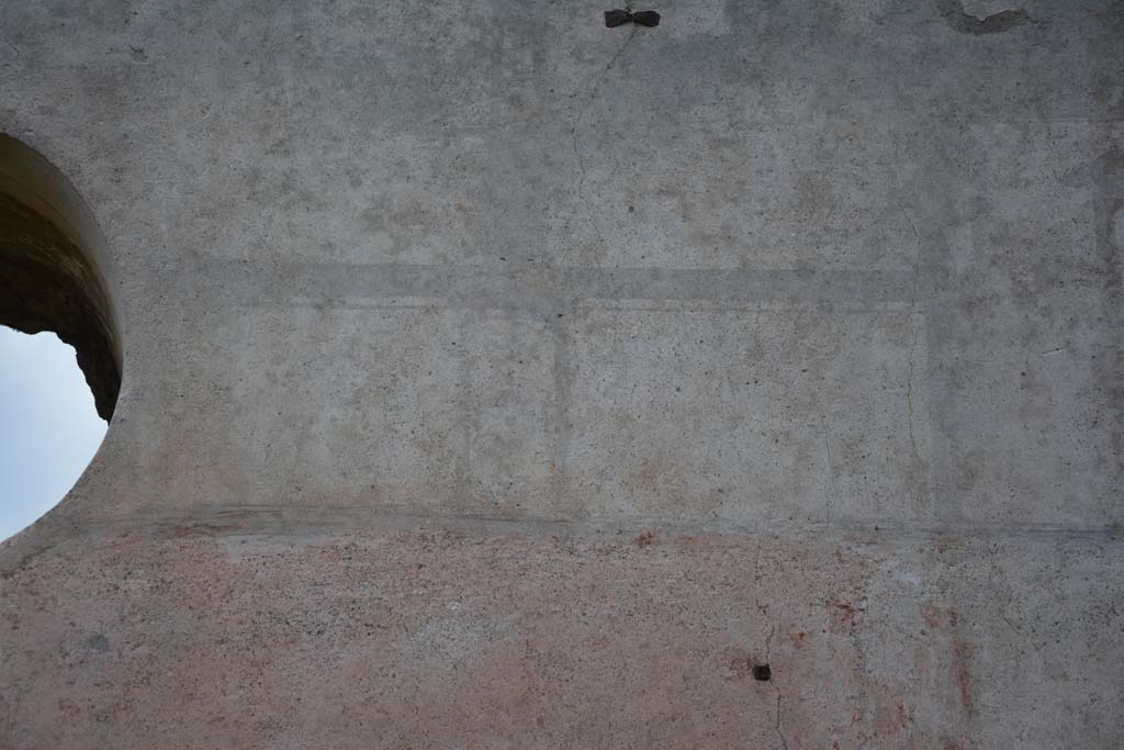 IX.5.9 Pompeii. March 2017. Room “p”, detail of faded painted decoration on west end of central window.
Foto Christian Beck, ERC Grant 681269 DÉCOR.