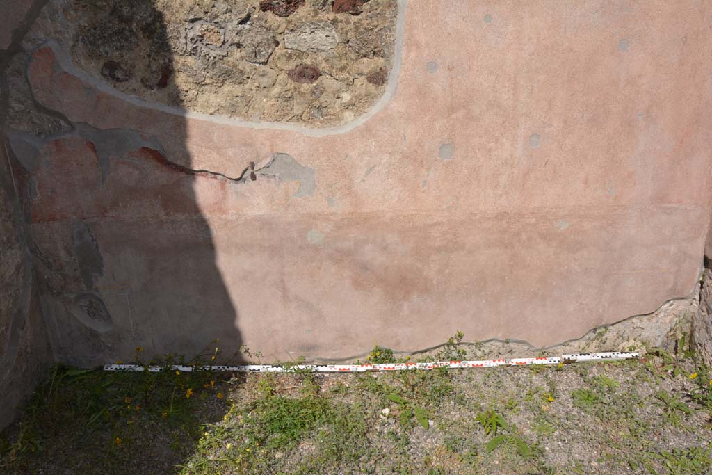 IX.5.9 Pompeii. May 2017. Room “g”, lower east wall.
Foto Christian Beck, ERC Grant 681269 DÉCOR.