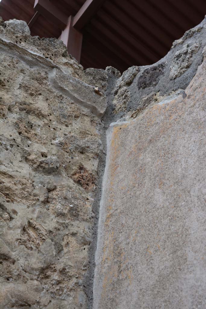IX.5.9 Pompeii. March 2017. Room “h”, upper north-east corner.
Foto Christian Beck, ERC Grant 681269 DÉCOR.