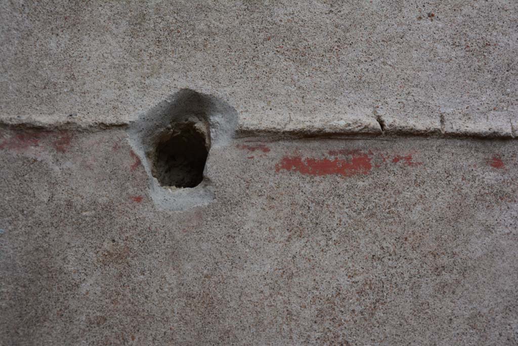 IX.5.9 Pompeii. March 2017. Room “h”, detail from north end of east wall.
Foto Christian Beck, ERC Grant 681269 DÉCOR.