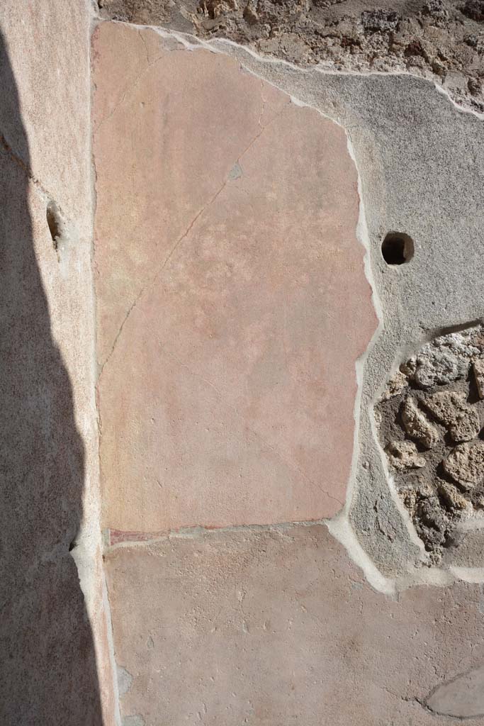 IX.5.9 Pompeii. May 2017. Room “h”, looking towards south wall in south-east corner.
Foto Christian Beck, ERC Grant 681269 DÉCOR.