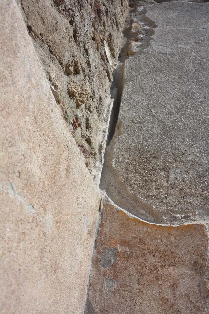 IX.5.9 Pompeii. May 2017. Room “i”, upper south-east corner.
Foto Christian Beck, ERC Grant 681269 DÉCOR.