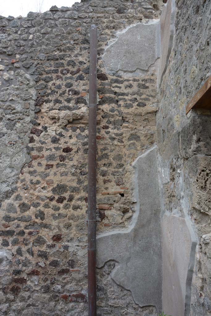 IX.5.10 Pompeii. May 2017. East wall in south-east corner.
Foto Christian Beck, ERC Grant 681269 DÉCOR.