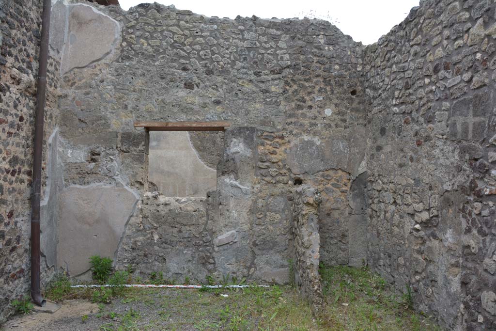 IX.5.10 Pompeii. May 2017. Looking towards south wall.
Foto Christian Beck, ERC Grant 681269 DÉCOR.