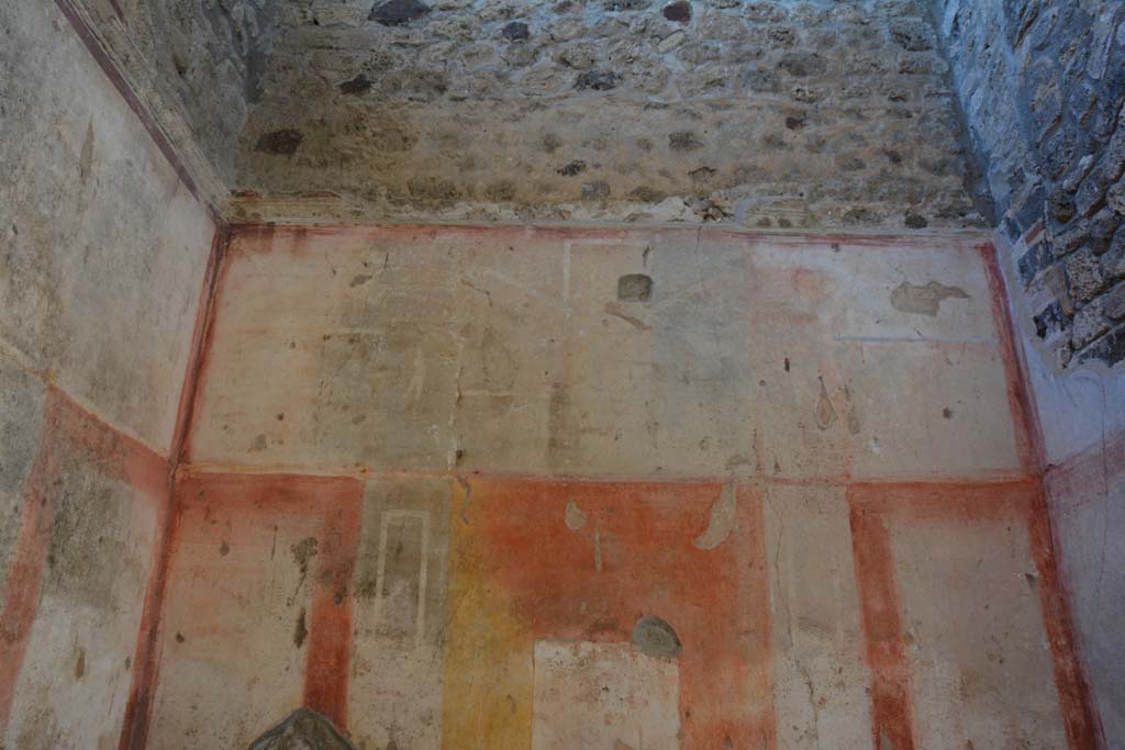 IX.5.11 Pompeii. May 2017. Room f, upper north wall.
Foto Christian Beck, ERC Grant 681269 D�COR.
