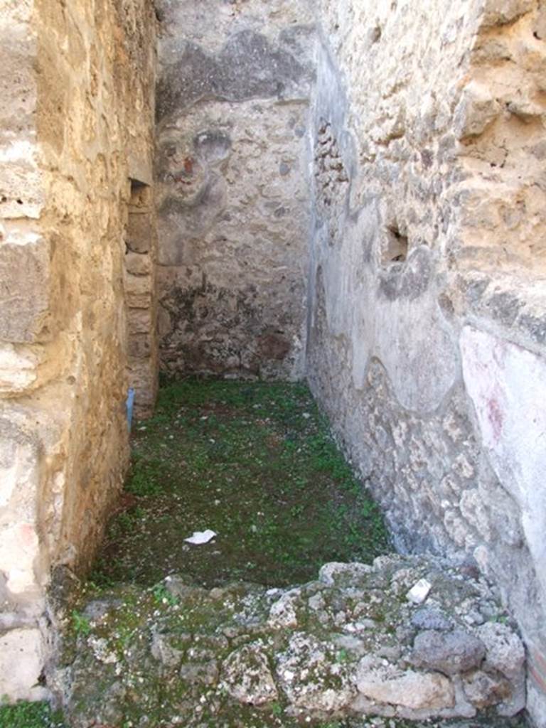 IX.5.11 Pompeii. December 2007. Room 16, stairs to upper floor, with doorway from adjoining room 17 into area under stairs.
