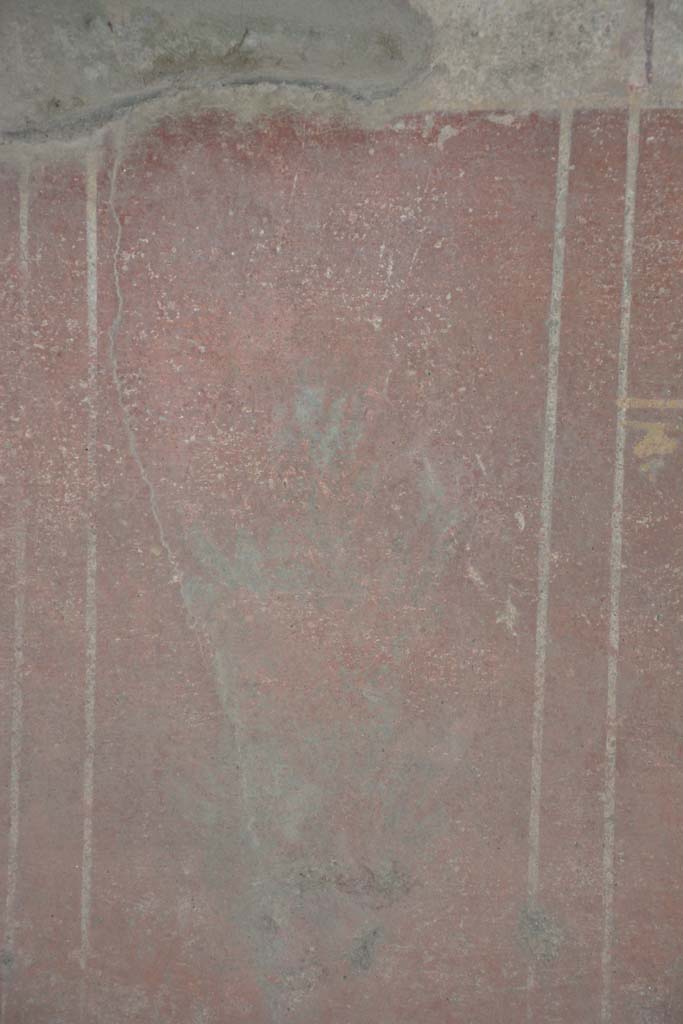 IX.5.11 Pompeii. March 2017.
Room g, remains of painted plant in compartment of zoccolo on north wall.
Foto Christian Beck, ERC Grant 681269 DÉCOR.