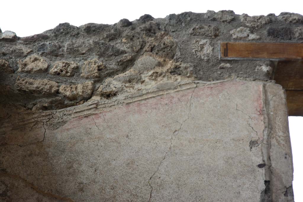 IX.5.11 Pompeii. March 2017. Room i, upper south wall at east side of window.
Foto Christian Beck, ERC Grant 681269 DÉCOR.