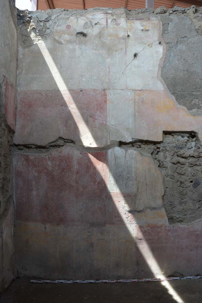 IX.5.11 Pompeii. May 2017. Room i, looking towards west wall at south end.
Foto Christian Beck, ERC Grant 681269 DÉCOR.