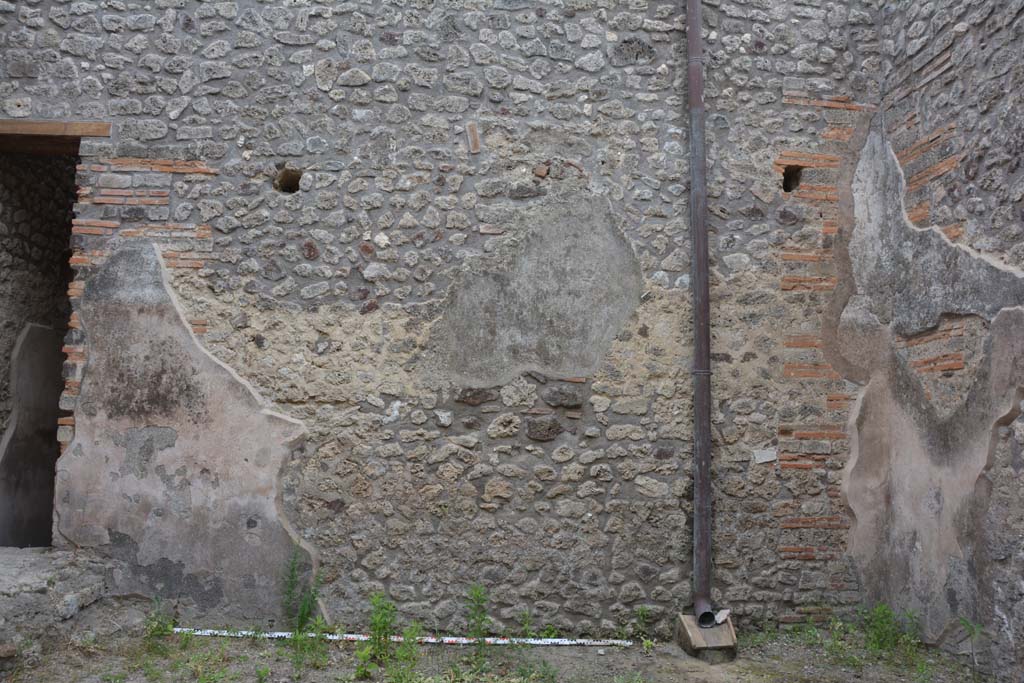 IX.5.12 Pompeii. May 2017. Looking towards south wall.
Foto Christian Beck, ERC Grant 681269 DÉCOR.