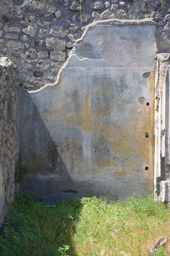 IX.5.14 Pompeii. May 2017. Peristyle �k�, west wall in south-west corner. 
Foto Christian Beck, ERC Grant 681269 D�COR.
