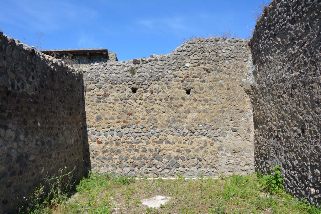 IX.5.14 Pompeii. May 2017. Room “m”, looking towards east wall.
Foto Christian Beck, ERC Grant 681269 DÉCOR.