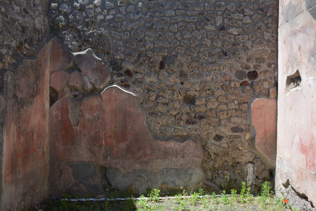 IX.5.14 Pompeii. May 2017. Room “f”, looking towards west wall.
Foto Christian Beck, ERC Grant 681269 DÉCOR.