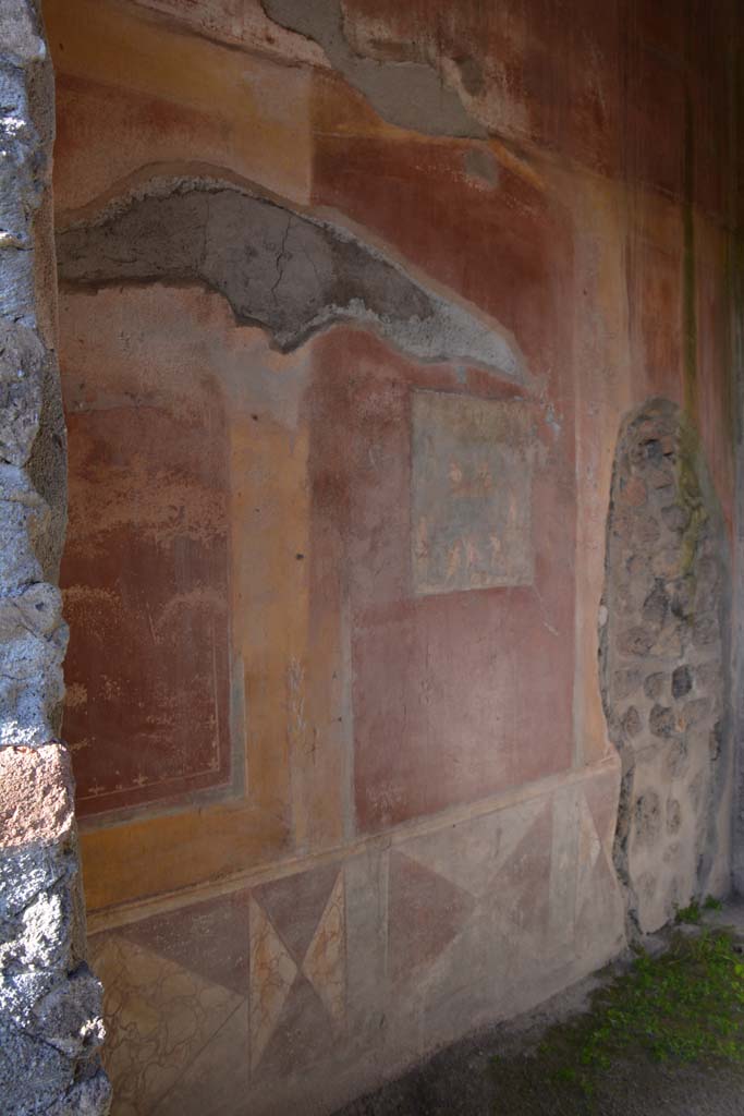 IX.5.14 Pompeii. March 2017. Room “c”, looking towards north wall from entrance doorway.
Foto Christian Beck, ERC Grant 681269 DÉCOR.