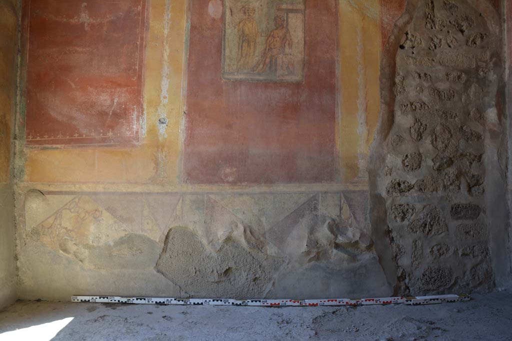 IX.5.14 Pompeii. May 2017. Room “g”, lower north wall.
Foto Christian Beck, ERC Grant 681269 DÉCOR.