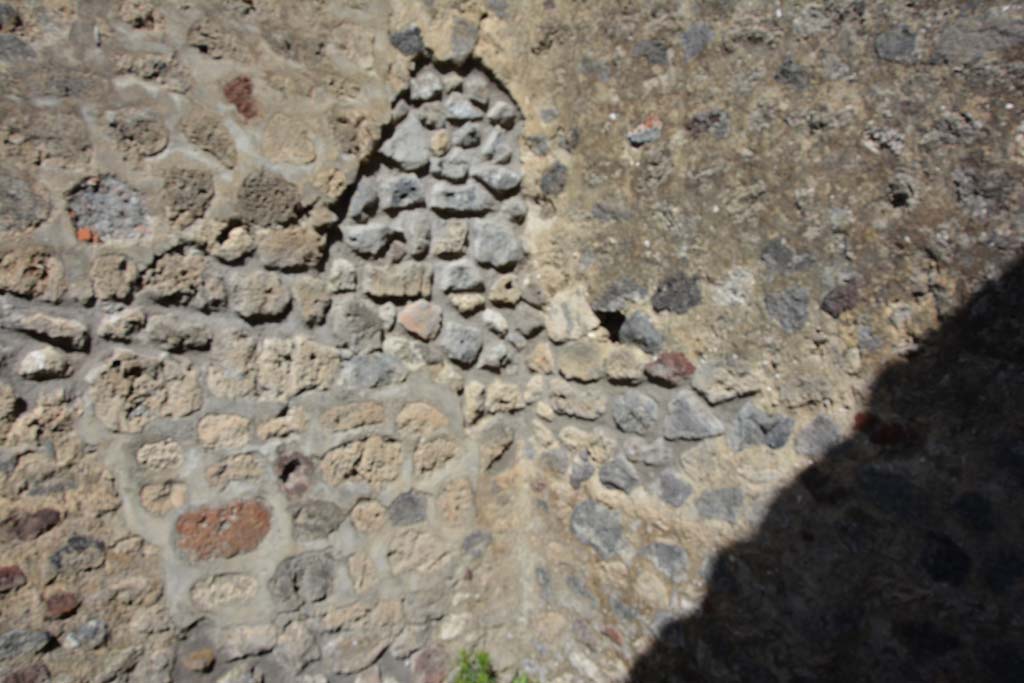 IX.5.16 Pompeii. March 2017. Room b’, looking towards north-east corner.
Foto Christian Beck, ERC Grant 681269 DÉCOR.