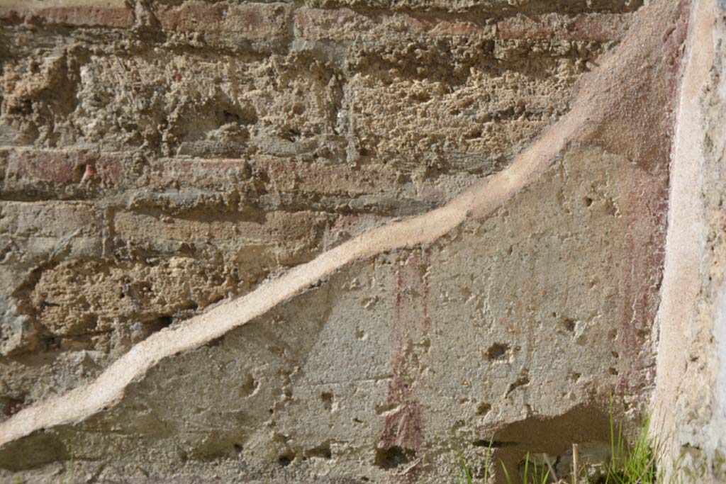 IX.5.16 Pompeii. March 2017. Room c’, lower north wall in north-east corner.
Foto Christian Beck, ERC Grant 681269 DÉCOR.