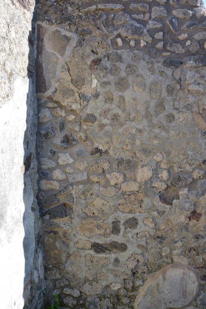 IX.5.16 Pompeii. March 2017. Room c’, south wall at east end.
Foto Christian Beck, ERC Grant 681269 DÉCOR.